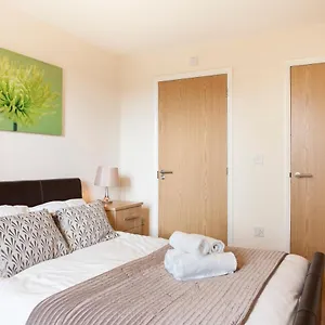  Apartment Millennium Plaza By Swa United Kingdom